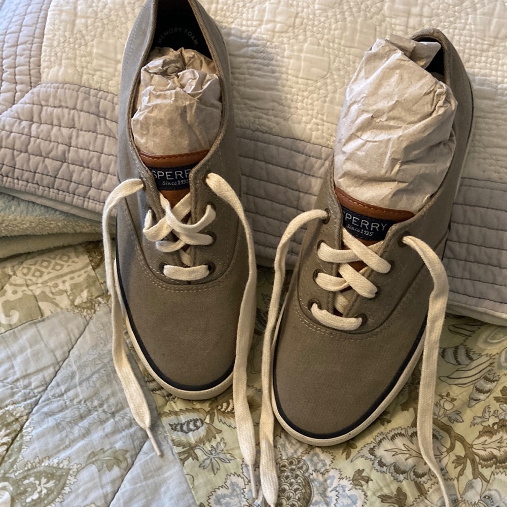 New Sz6.5 classic Sperry tennis 🎾 sneakers